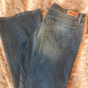 Levi 518 Bootcut Jeans